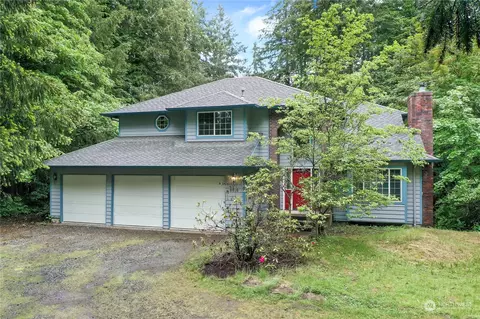 8610 104th St SW, Lakewood, WA 98498