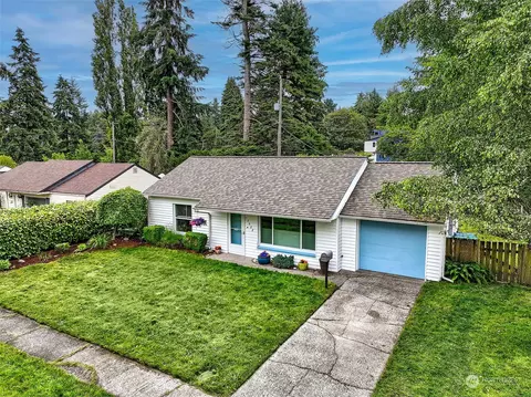 18022 9th Ave NE, Shoreline, WA 98155