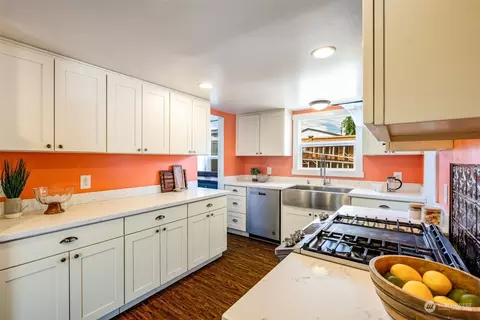 Kitchen - 2311 19th St, Everett, WA 98201 photo 3 of 3