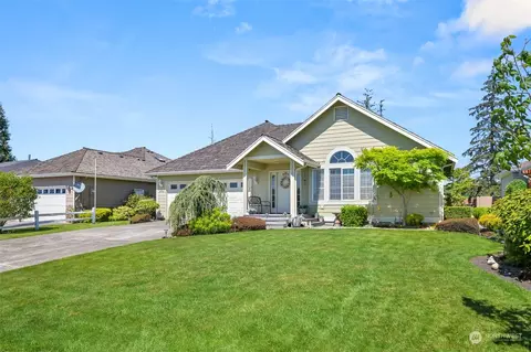 4748 S Golf Course Dr, Birch Bay, WA 98230