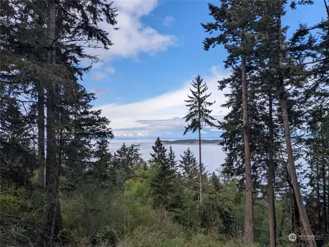 64 Atticus Ln, Orcas Island, WA 98245