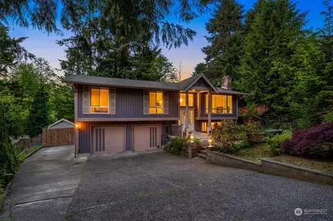 32022 5th Ave SW, Federal Way, WA 98023