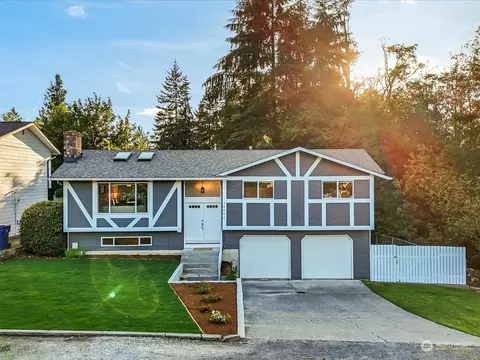 14404 52nd W, Edmonds, WA 98026