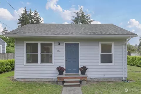 15534 25th Ave NE, Shoreline, WA 98155
