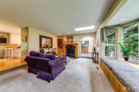17129 North Rd, Bothell, WA 98012 photo 5