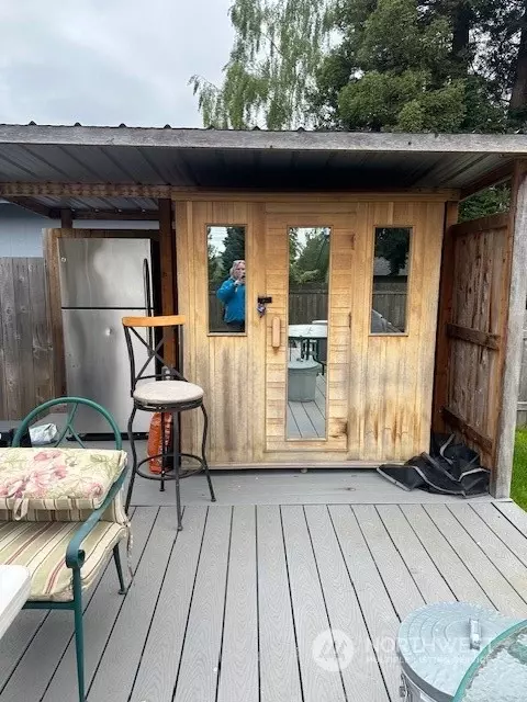 Exterior - 1419 Rainier Ave, Everett, WA 98201 photo 3 of 8