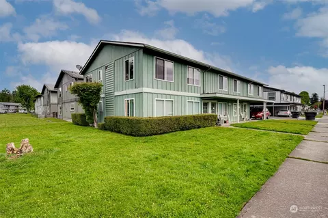 3314 Maple St, Longview, WA 98632 photo 2