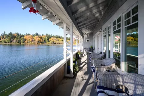 22403 Dockton Rd SW, Vashon, WA 98070