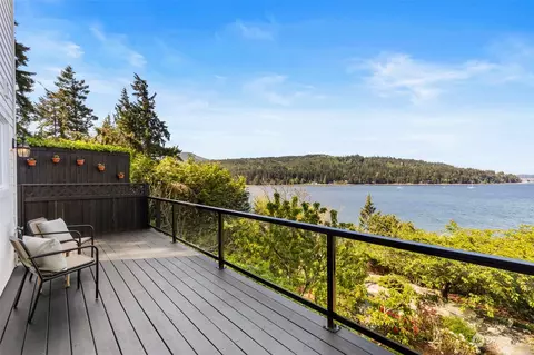 805 Fairmount Rd, Port Townsend, WA 98368