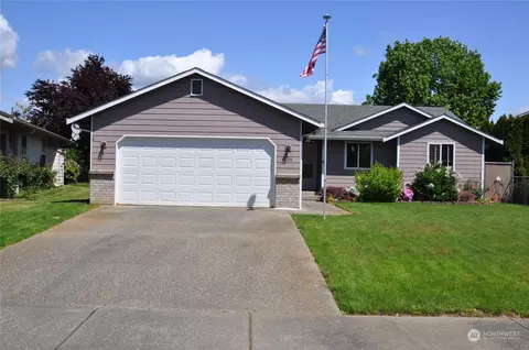9709 64th Dr NE, Marysville, WA 98270