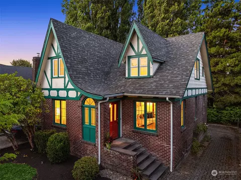 508 23rd Ave E, Seattle, WA 98112