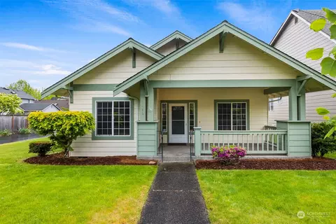 1413 Bobs Hollow Ln, Dupont, WA 98327