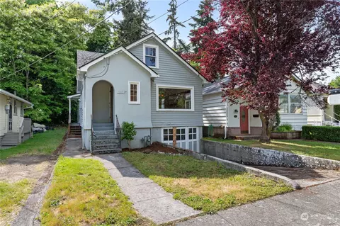 1523 Park Ave, Bremerton, WA 98337