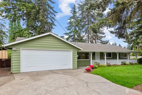 10327 SE 216th St, Kent, WA 98031