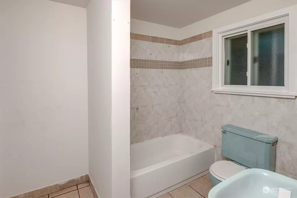 Bath - 11629 Military Rd S, Seattle, WA 98168 photo 2 of 2
