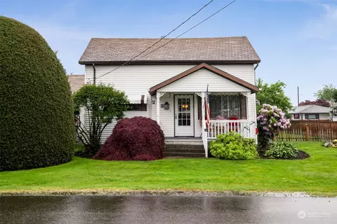 223 S C St, Buckley, WA 98321