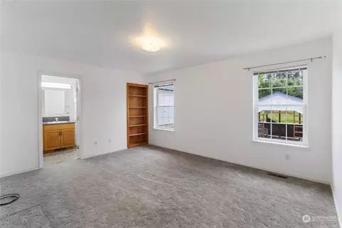 Bedroom - 103 Pier Rd, Chehalis, WA 98532 photo 2 of 4