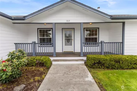 Exterior - 103 Pier Rd, Chehalis, WA 98532 photo 3 of 8