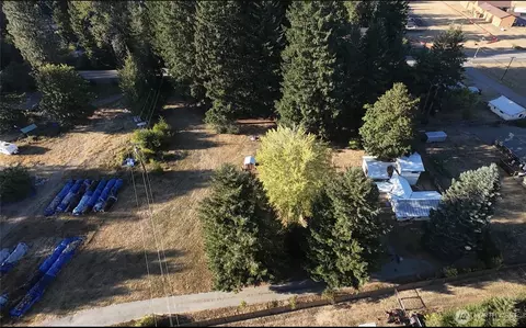 112 Combs Rd, Packwood, WA 98361
