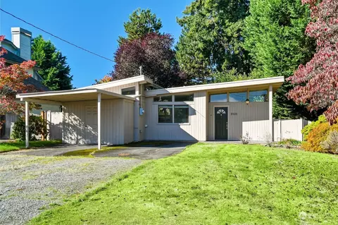 3131 112th Ave SE, Bellevue, WA 98004