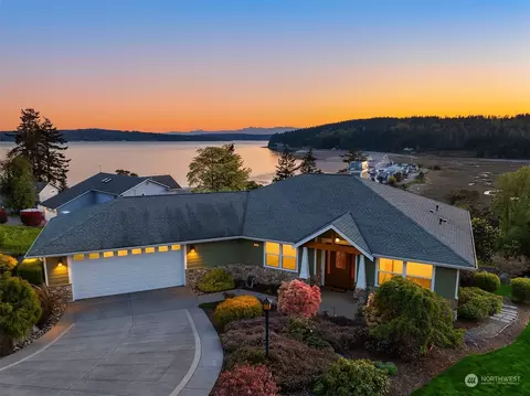 2191 Bay Vista Ln, Camano Island, WA 98282
