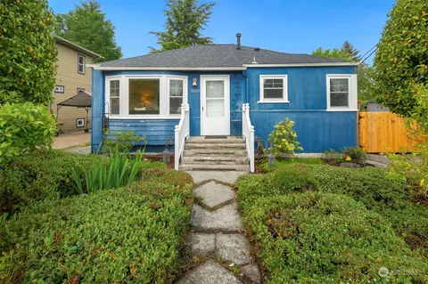 10223 California Ave SW, Seattle, WA 98146