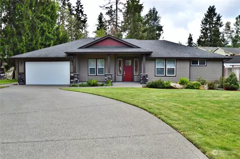 1138 121st St E, Tacoma, WA 98445