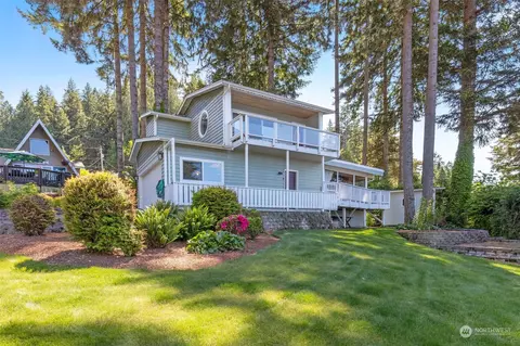 10 E Twanoh Tides Dr, Belfair, WA 98528