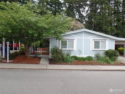 2500 S 370th St #121, Federal Way, WA 98003