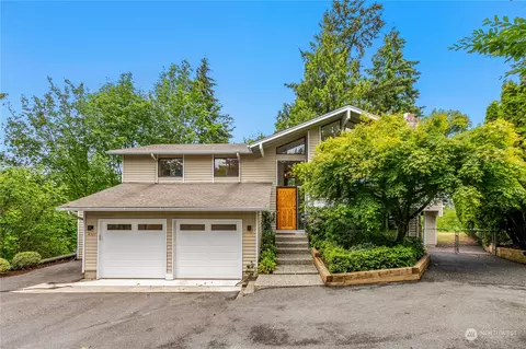 4327 105th Ave NE, Kirkland, WA 98033