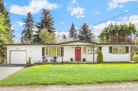 1301 S 201st St, Seatac, WA 98198