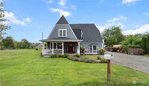 62 Willow Ln, Mount Vernon, WA 98273