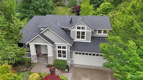 8020 SE 59th St, Mercer Island, WA 98040
