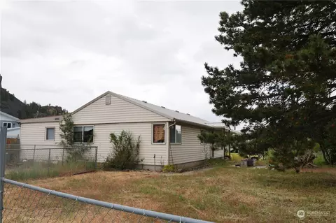 21943 Nucoulee Blvd, Grand Coulee, WA 99133