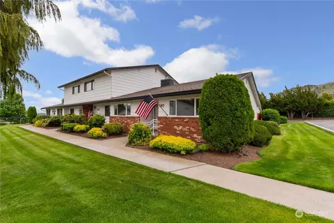 145 Quail Run Blvd, Wenatchee, WA 98801