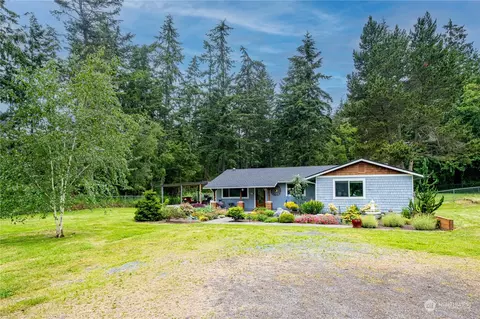 85 Torrence Ln, Oak Harbor, WA 98277