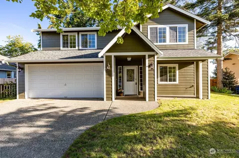 1601 SW 9th Ave, Oak Harbor, WA 98277