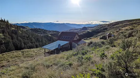 85 Deer Creek Dr, Waterville, WA 98858
