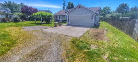 129 2nd Ave SW, Pacific, WA 98047