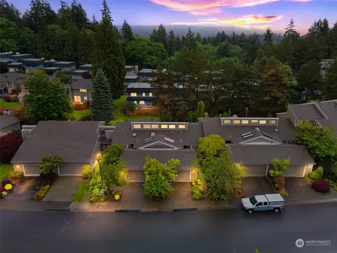 2518 174th Ave NE, Redmond, WA 98052