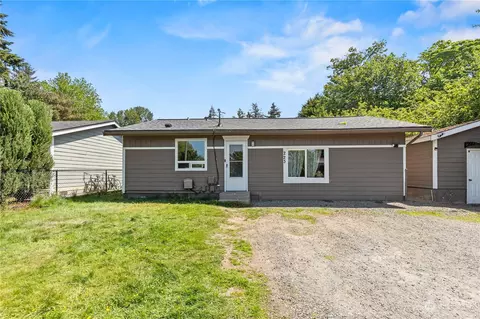 223 Norpoint Way NE, Tacoma, WA 98422