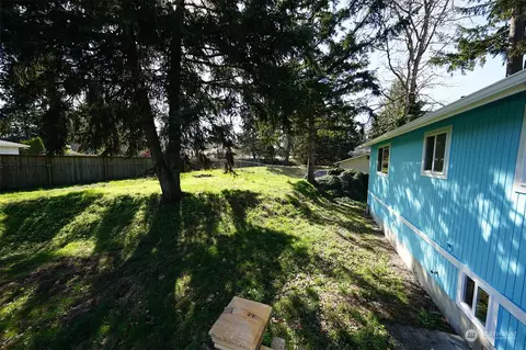 Exterior - 22211 47th Ave E, Spanaway, WA 98387 photo 5 of 7