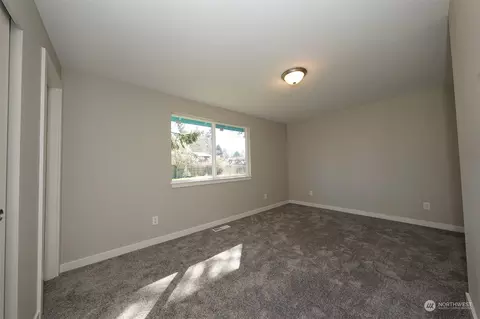 Bedroom - 22211 47th Ave E, Spanaway, WA 98387 photo 3 of 3