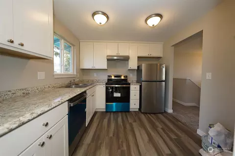 Kitchen - 22211 47th Ave E, Spanaway, WA 98387 photo 1 of 1