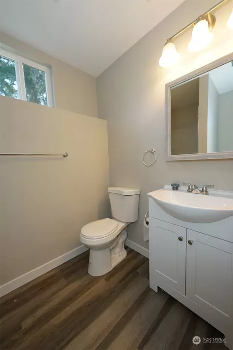 Bath - 22211 47th Ave E, Spanaway, WA 98387 photo 4 of 4