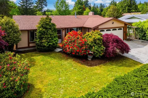 290 Bristlecone Dr, Bremerton, WA 98310