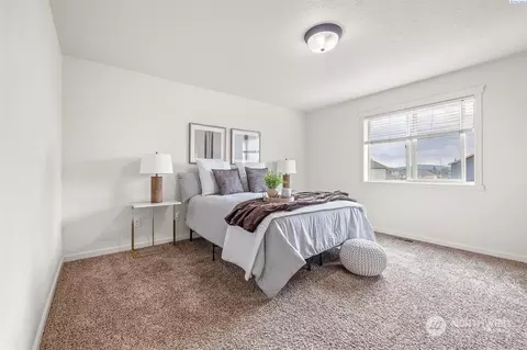 Bedroom - 4102 Phoenix Ln, Pasco, WA 99301 photo 5 of 6
