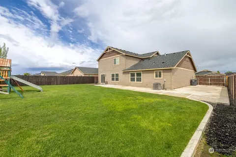 Exterior - 4102 Phoenix Ln, Pasco, WA 99301 photo 6 of 6