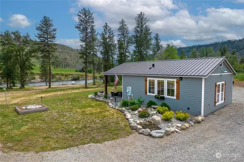2080 Highway 153, Carlton, WA 98814