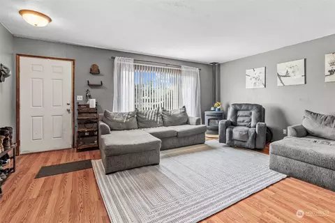 Other - 855 34th Ave, Longview, WA 98632 photo 1 of 2
